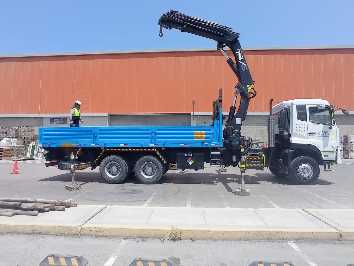 G-05 · Dongfeng · Hiab 477XP